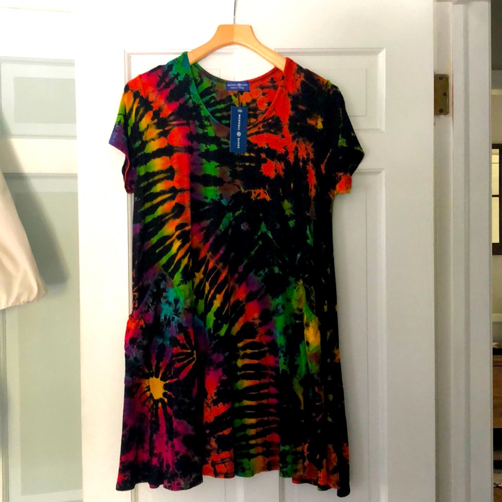 Short sleeved dress